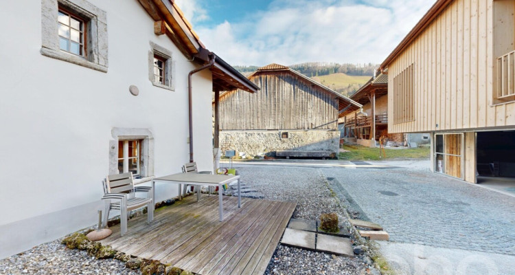 Charme ancien et douceur de vivre en Gruyère image 3