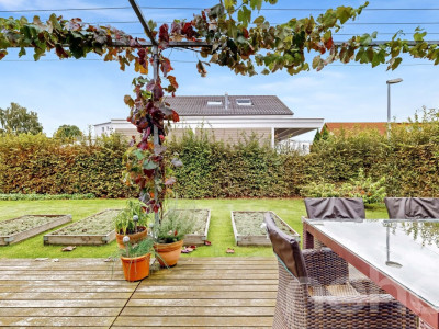 Grosszügiges Einfamilienhaus in ruhigem Wohnquartier image 11