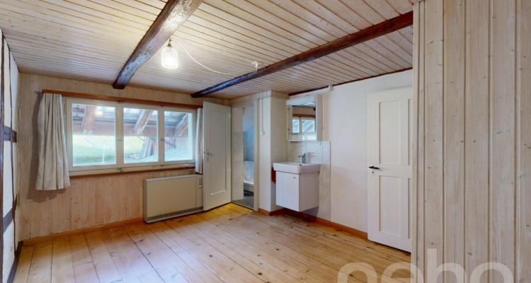 Charmantes 4-Zimmer-Flarzhaus mit Geschichte und Ausblick image 8