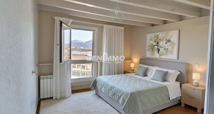 Dernier Étage dans un Immeuble Historique `Saint-Jean image 8