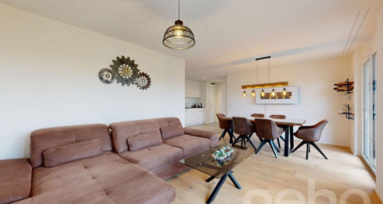 Neuwertige 2.5-Zimmer-Wohnung mit Blick ins Grüne image 3