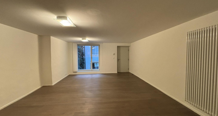 Appartement au centre-ville de Neuchâtel image 1