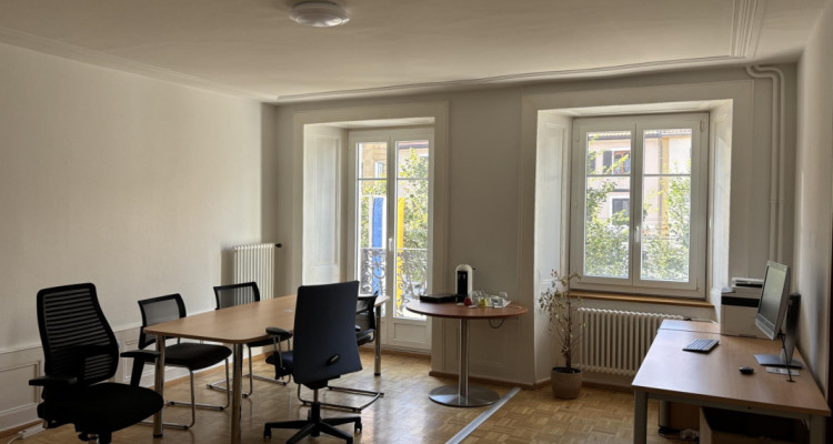 Opportunité exceptionnelle : bureau au centre de La Chaux-de-Fonds avec 2 mois gratuits image 1