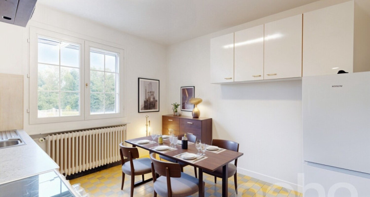 Belle maison bi-familiale avec garage intégré et jardin ensoleillé ! image 3