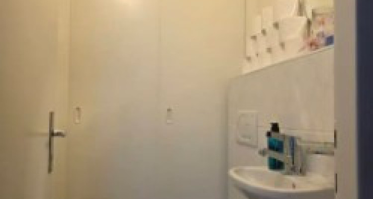 Appartement 4 pièces situé à Bernex image 9