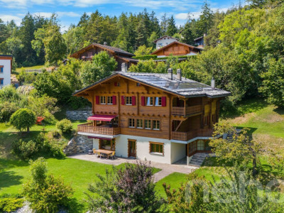 Chalet de prestige à Crans-Montana avec appartement indépendant image 2