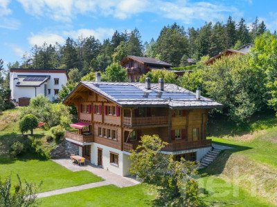 Chalet de prestige à Crans-Montana avec appartement indépendant image 1