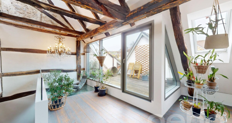 Einzigartiges Bijou mit modernem Wohnkomfort und grosser Terrasse image 5