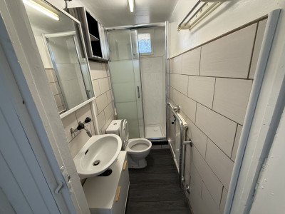 A loué Appartement de 4 pièces à Carouge image 5