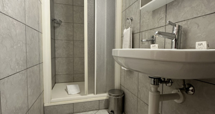 Avenue Louis-Edouard 2 à Lucens / 2.5 pièces MEUBLE au rez-de-chaussée  image 7