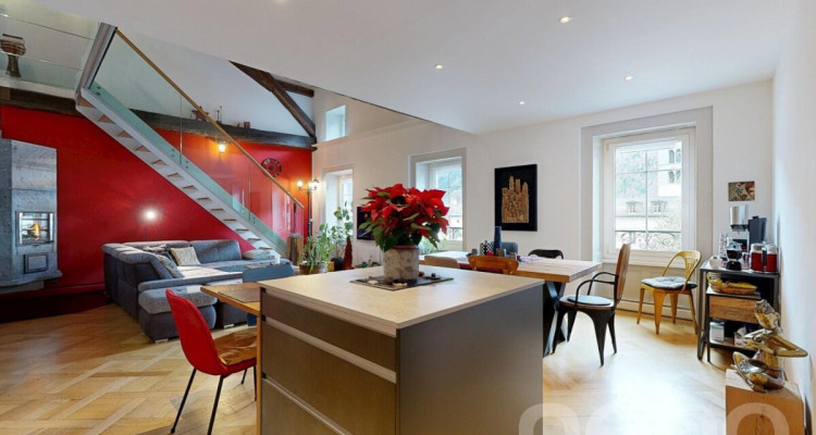 Duplex d?exception au dernier étage au coeur de Martigny image 3