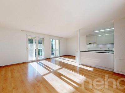 Lichtdurchflutete 3.5-Zimmer-Wohnung in Samstagern image 1