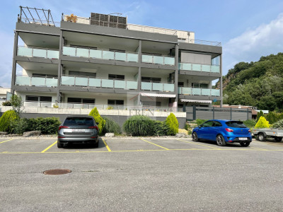 A Aproz-Nendaz, 1 place de parking extérieure à louer image 2