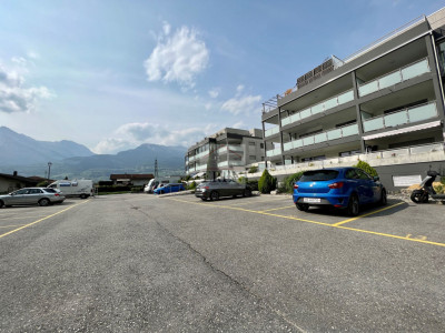 A Aproz-Nendaz, 1 place de parking extérieure à louer image 3