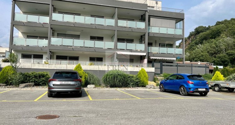 A Aproz-Nendaz, 1 place de parking extérieure à louer image 2