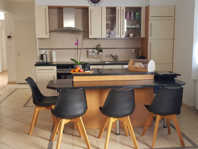 Spacieux appartement de 4,5 pièces avec grande terrasse au cœur de La Sarraz image 4