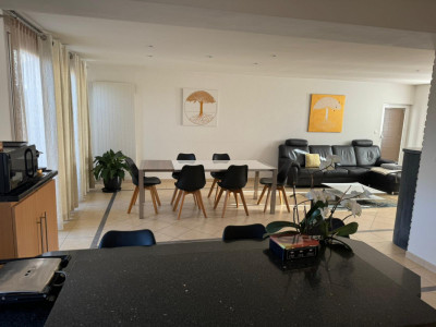 Spacieux appartement de 4,5 pièces avec grande terrasse au cœur de La Sarraz image 1