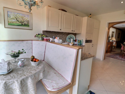 Magnifique appartement en viager occupé sans rente. Vue Lac et Port privé. image 6