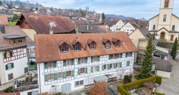 Historisches Thurgauer Fachwerkhaus als Wohnanlage image 1