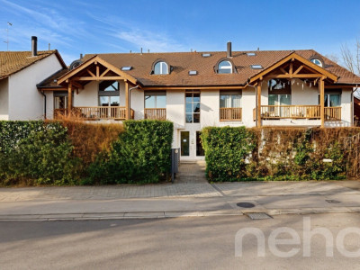 Élégant attique mansardé 4.5 pièces, calme et lumière à Choulex image 1