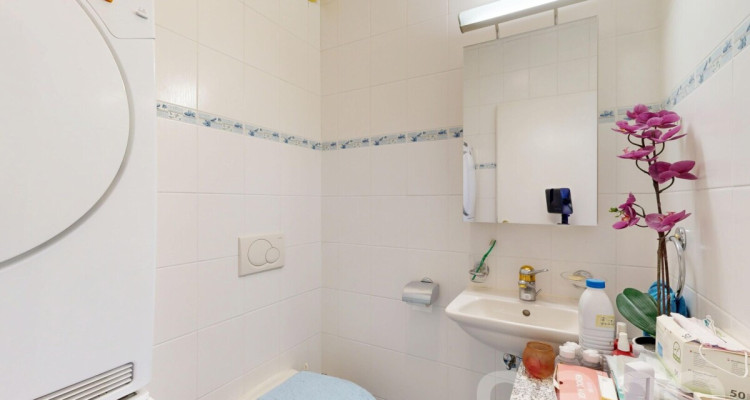 Situé au c?ur de Châtelaine image 11