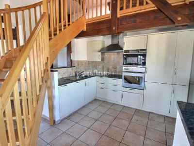 Dernier Étage dans un Immeuble Historique `Saint-Jean image 3