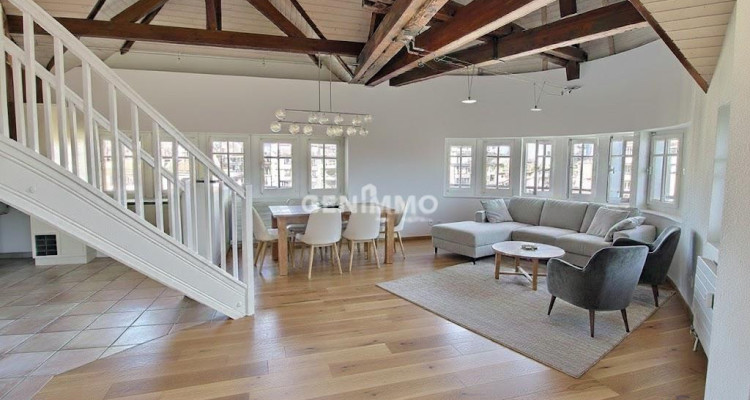 Dernier Étage dans un Immeuble Historique `Saint-Jean image 6