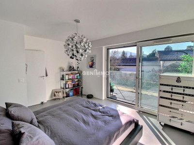 Élégance Contemporaine à Troinex : Superbe Villa contigüe image 6