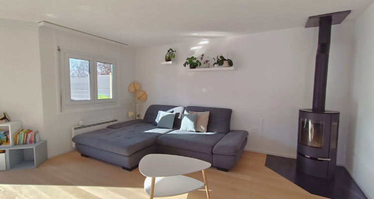 Charmante villa jumelle de 6 pièces, idéale pour une famille. image 4