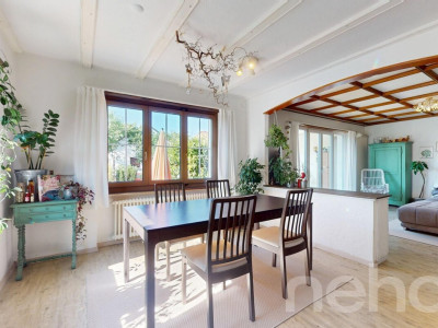 Grosszügiges Haus mit Garten und viel Platz für Familie und Büro image 3