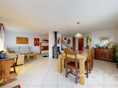 Charmantes Haus an idyllischer Lage image 2