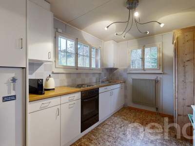 Mehrgenerationen-Chalet mit drei Wohnungen an Toplage image 9