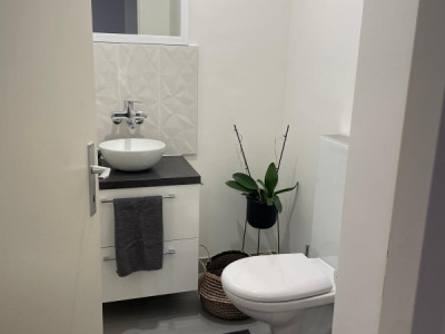 Appartement de 5 pièces au 3ème étage localiser à Genève 1202 image 6