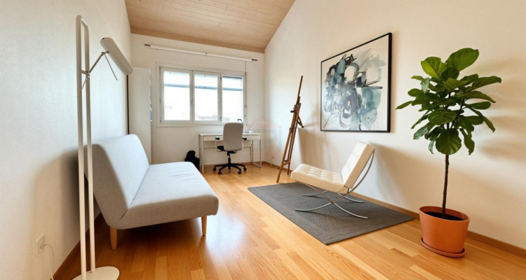 Charmant appartement 6 pièces de 175 m² en attique image 5