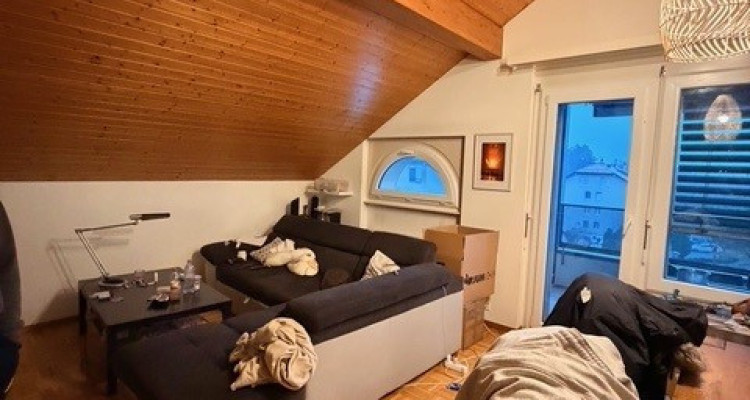 À louer – Spacieux appartement de 4.5 pièces avec balcon et garage image 1