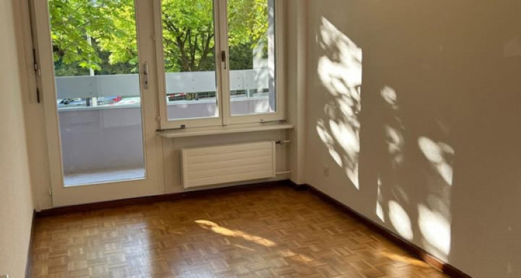 Magnifique appartement de 5 pièces au 1er étage situé à Genève 1218 image 4