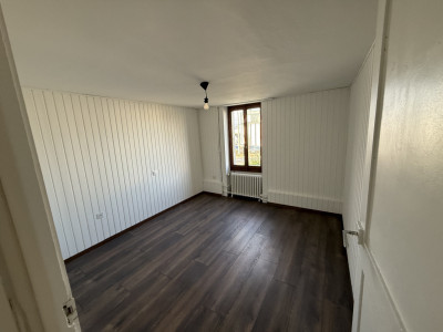 A loué Appartement de 4 pièces à Carouge image 2