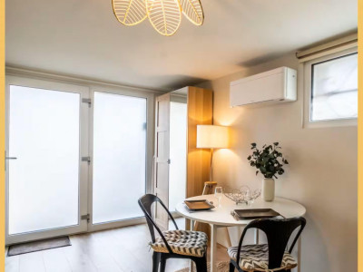 Un studio meublé et entièrement équipé à Sauverny 1100fr image 4