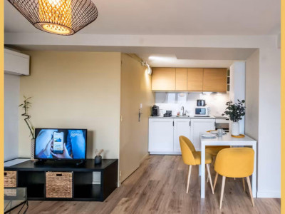 Un appartement meublé et équipé est disponible à Sauverny, 1400fr image 3