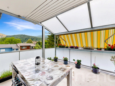 Renovierte 4.5-Zimmerwohnung mit Garagenbox (im Baurecht) image 3