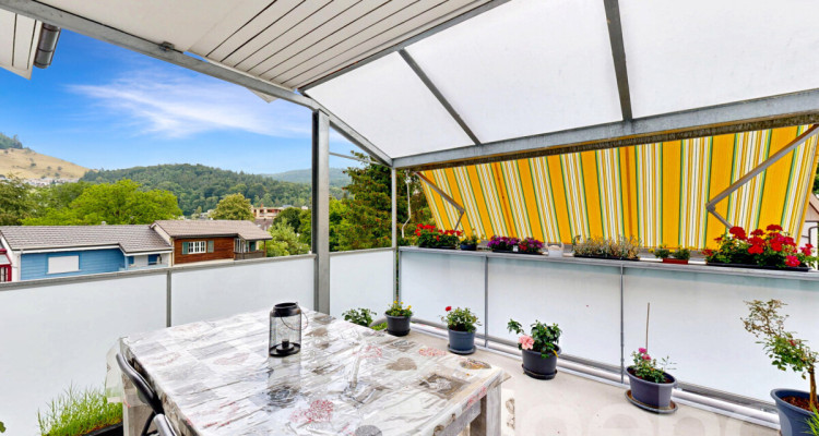 Renovierte 4.5-Zimmerwohnung mit Garagenbox (im Baurecht) image 3