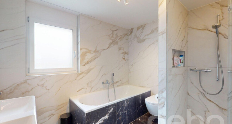 Neuwertiges 5.5-Zimmer Reiheneckhaus mit drei Einstellplätzen image 9