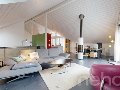 Moderne 2.5-Zimmer-Attikawohnung mit Terrasse und Weitsicht image 3