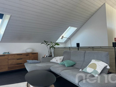 Moderne 2.5-Zimmer-Attikawohnung mit Terrasse und Weitsicht image 3
