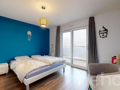 Bel appartement 4.5p avec grand jardin situé dans un immeuble récent image 4