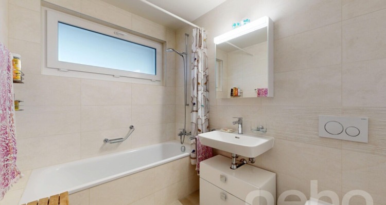 Bel appartement 4.5p avec grand jardin situé dans un immeuble récent image 5