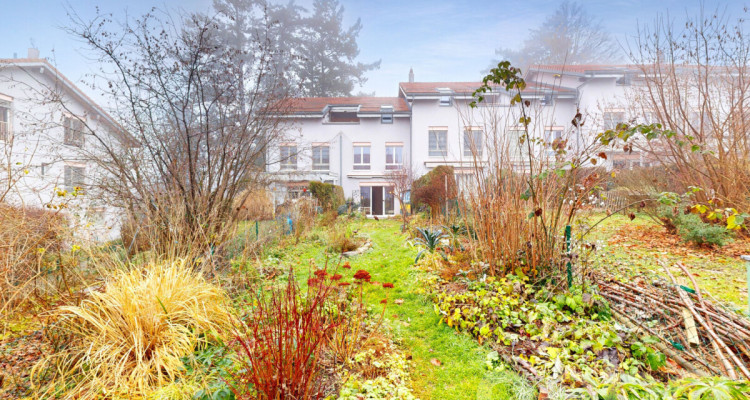 Superbe duplex de 4,5 pces avec jardin au calme absolu à Lausanne image 1