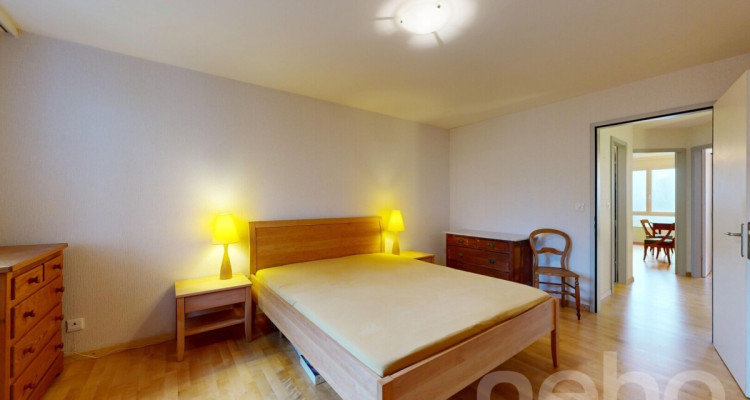 Superbe duplex de 4,5 pces avec jardin au calme absolu à Lausanne image 9