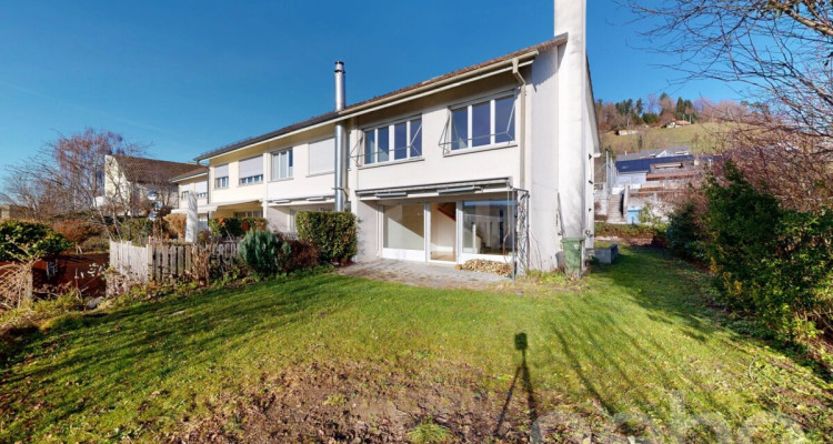 Familienfreundliches Reiheneckhaus mit grossem Umschwung und Weitsicht image 2