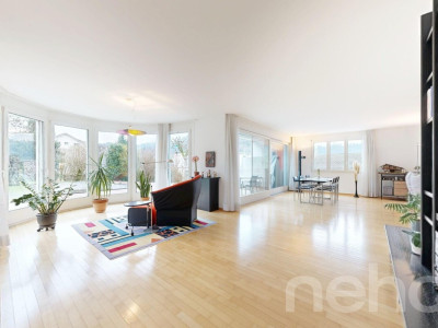 Stilvolles Fünfzimmerhaus mit Wellness, Pool und Weitsicht image 2